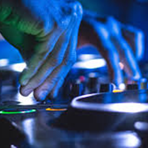 日韩女人大奶头特写视频
